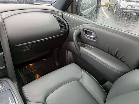 Used 2024 Nissan Armada SL w/ Midnight Edition Package image 20