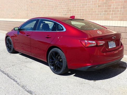 Used 2021 Chevrolet Malibu LT w/ Sport Edition FWD image 8