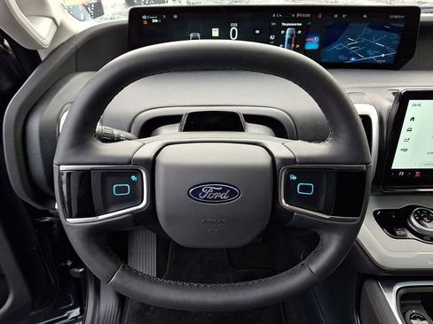 Certified 2025 Ford Expedition Max Active image 21