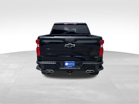 Used 2023 Chevrolet Silverado 1500 LT Trail Boss w/ LPO, Dark Essentials Package AWD/4WD image 5