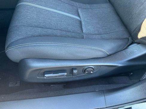 Used 2023 Honda Accord Sport image 9