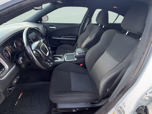 Used 2022 Dodge Charger GT RWD image 18