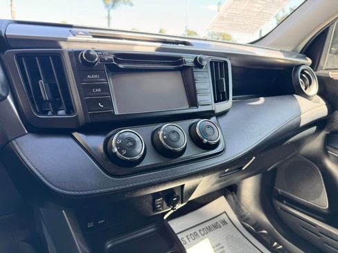 Used 2018 Toyota RAV4 LE w/ All Weather Liner Package FWD image 23