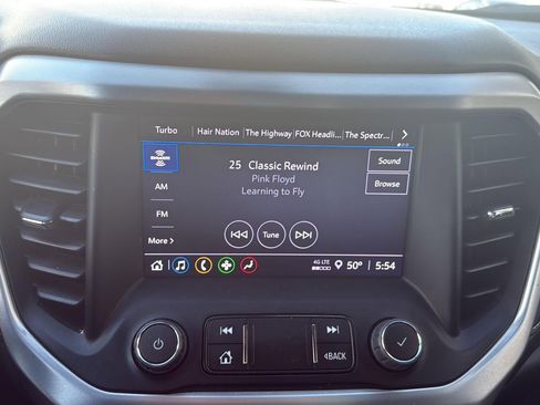 Used 2023 GMC Acadia SLE w/ Driver Convenience Package image 21