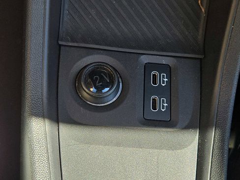 Used 2025 MINI Cooper 2-Door Hardtop image 23