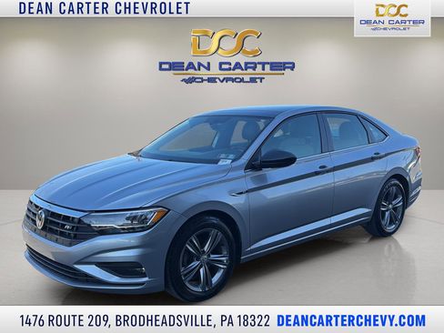 Used 2020 Volkswagen Jetta R-Line w/ R-Line Cold Weather Package image 1