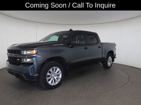 Used 2021 Chevrolet Silverado 1500 Custom w/ LPO, Dark Essentials Package AWD/4WD image 2