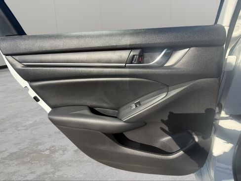 Used 2022 Honda Accord Sport image 27