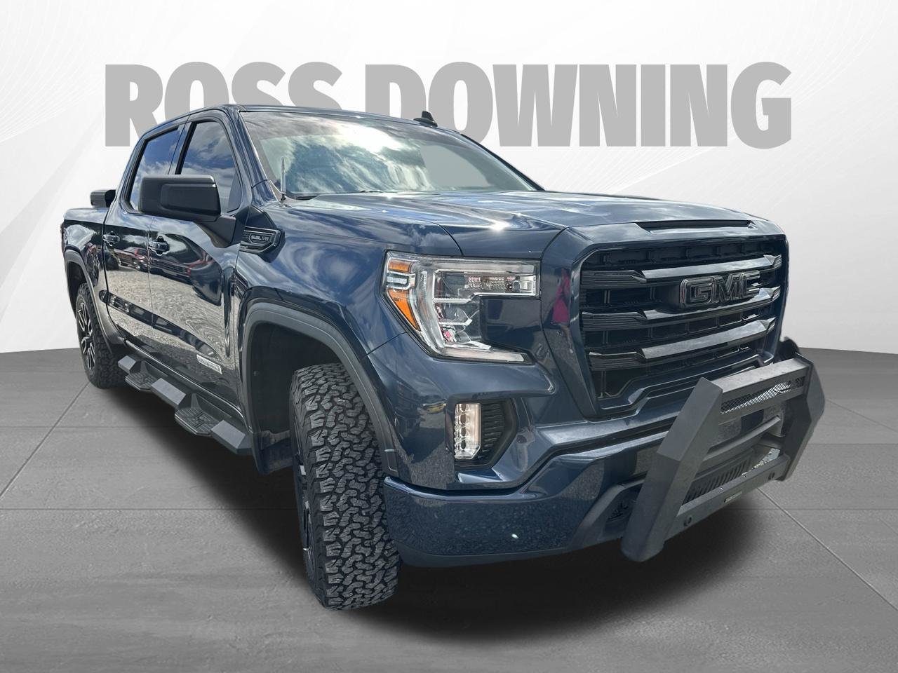 Used 2020 GMC Sierra 1500 Elevation w/ Elevation Value Package RWD image 3