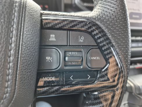 Used 2022 Toyota Tundra Limited image 27