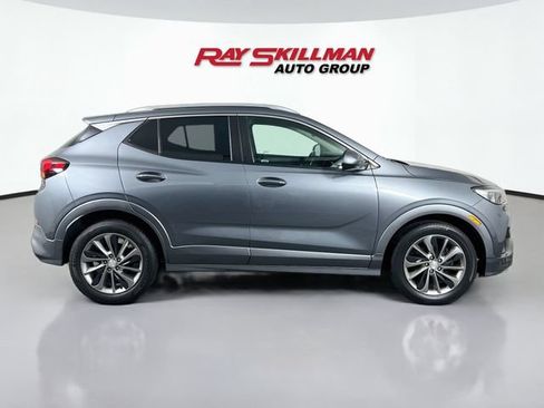 Used 2022 Buick Encore GX Preferred w/ Sport Touring Package FWD image 8