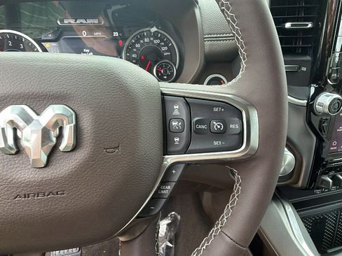 New 2026 RAM 1500 Laramie AWD/4WD image 24
