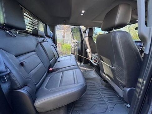 Certified 2019 GMC Sierra 1500 Denali w/ Denali Ultimate Package AWD/4WD image 4