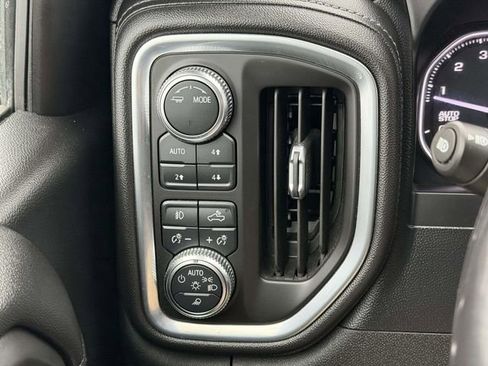 Used 2021 GMC Sierra 1500 SLT image 22