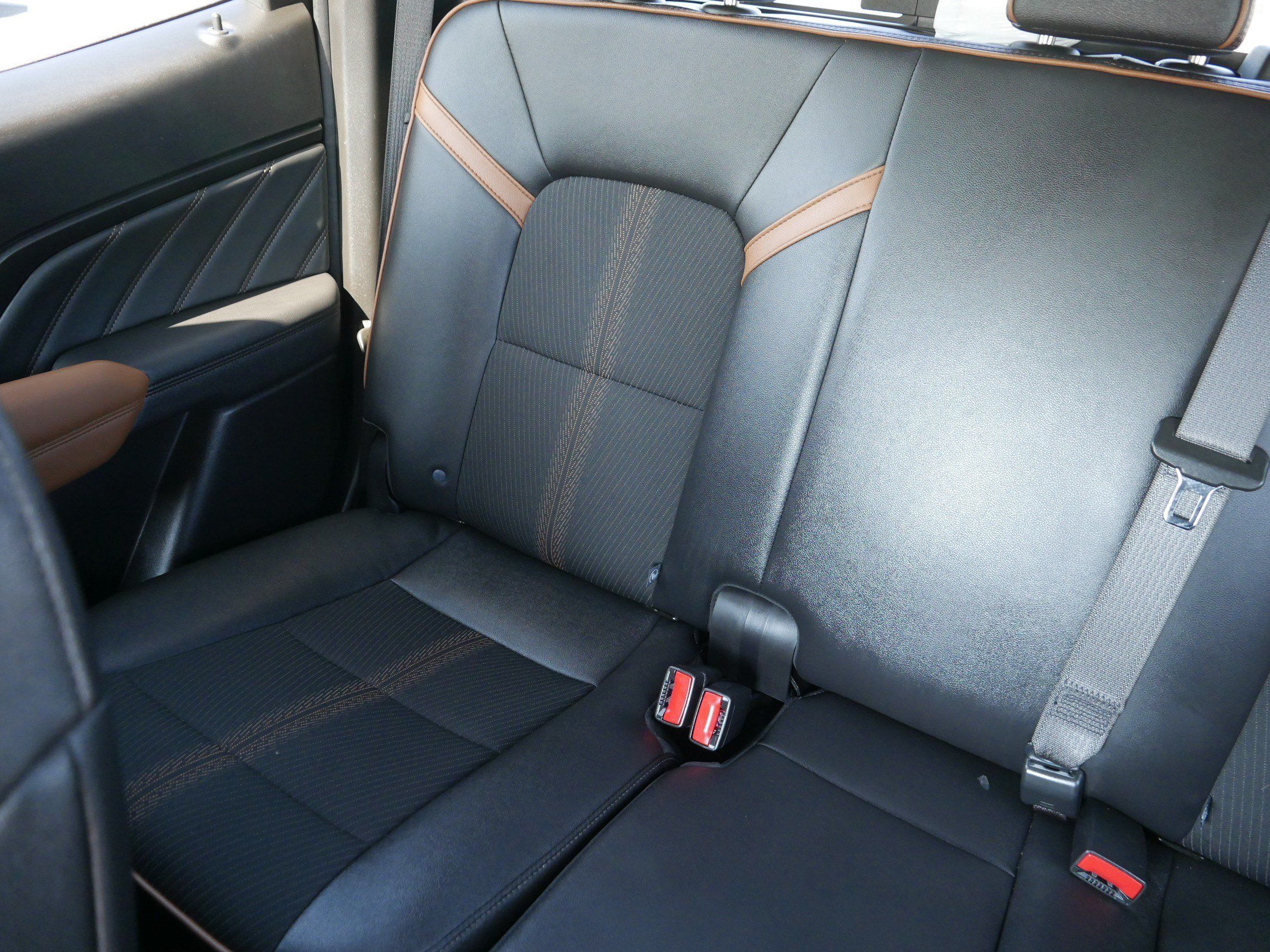 Used 2023 GMC Canyon AT4 w/ Technology Package AWD/4WD image 12