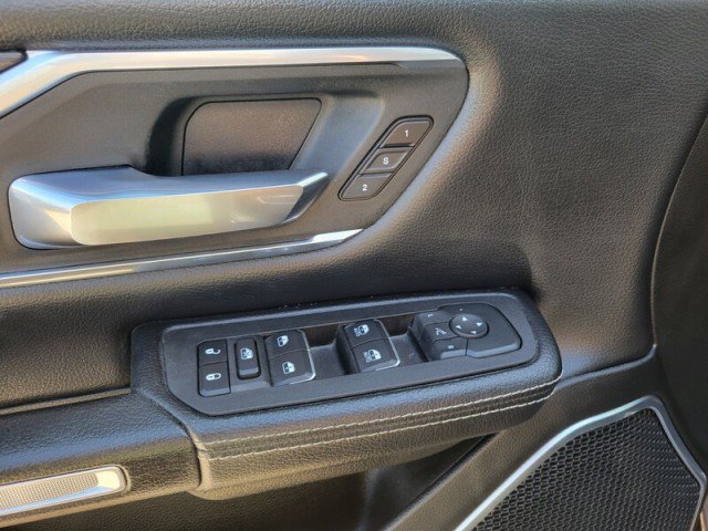 Used 2025 RAM 1500 Laramie w/ Laramie Southwest Edition AWD/4WD image 16