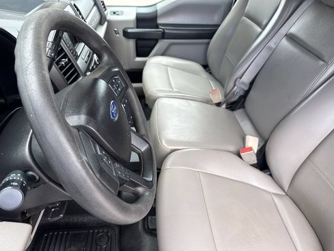 Used 2018 Ford F250 XL w/ Power Equipment Group RWD image 19