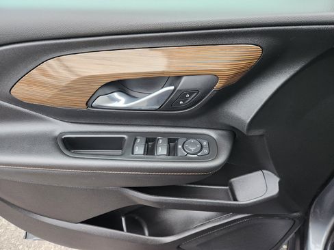 Used 2019 GMC Terrain SLE image 16