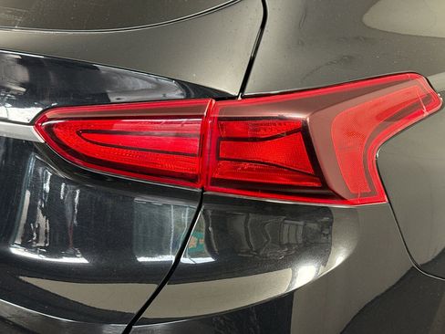 Used 2020 Hyundai Santa Fe SE image 33