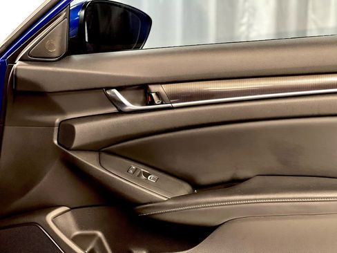 Used 2018 Honda Accord Sport image 34