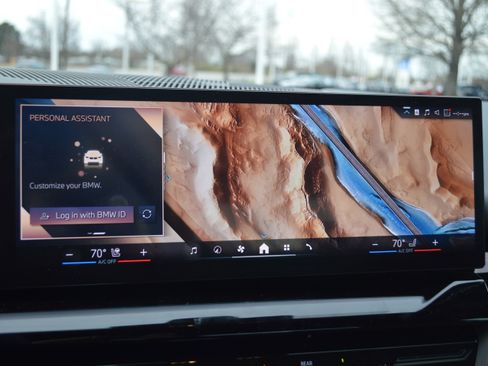 Certified 2024 BMW 530i w/ Premium Package image 18