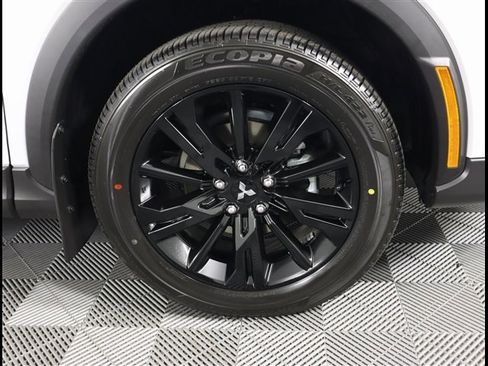 Used 2024 Mitsubishi Eclipse Cross Ralliart image 37