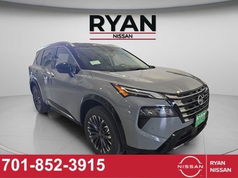 New 2026 Nissan Rogue Platinum AWD/4WD image 9