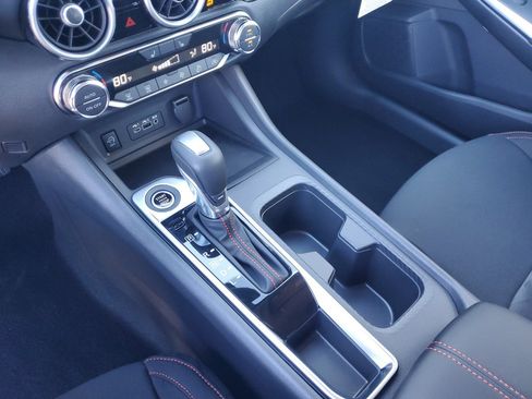 New 2025 Nissan Sentra SR image 17