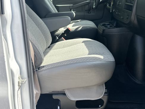 Used 2023 Chevrolet Express 3500 LT w/ LT Preferred Equipment Group RWD image 13