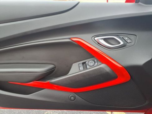 Used 2017 Chevrolet Camaro SS image 25