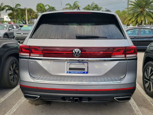 New 2026 Volkswagen Atlas SE image 4