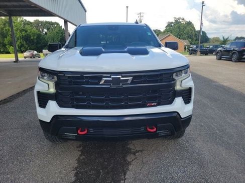 Used 2022 Chevrolet Silverado 1500 LT Trail Boss w/ Convenience Package II AWD/4WD image 7