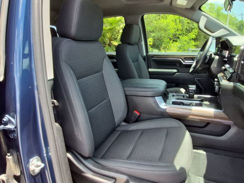 Used 2023 Chevrolet Silverado 1500 LT AWD/4WD image 27