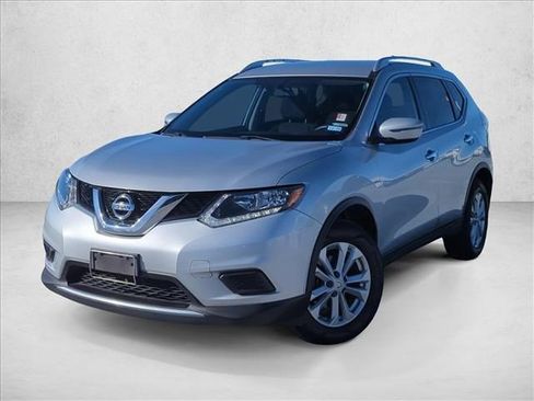 Used 2016 Nissan Rogue SV image 1