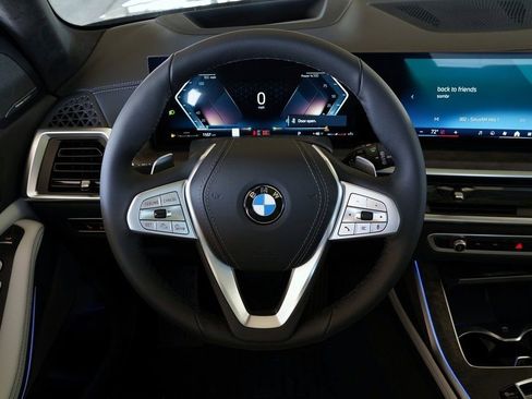 Used 2026 BMW X7 xDrive40i w/ Premium Package image 15