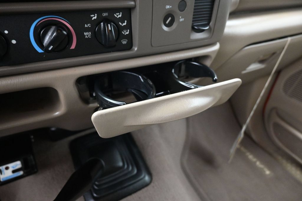 Used 2001 Ford F350 Lariat RWD image 14