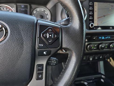 Used 2020 Toyota Tacoma TRD Sport image 23