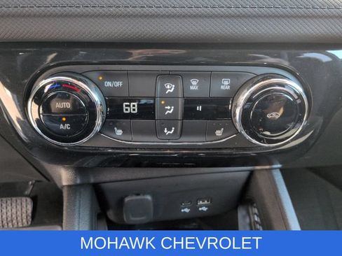 Used 2024 Chevrolet TrailBlazer LT w/ Convenience Package AWD/4WD image 18