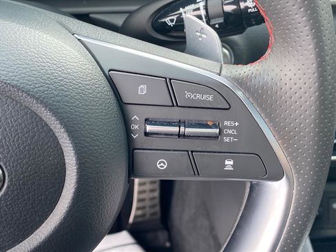 Used 2023 Hyundai Sonata SEL Plus image 18