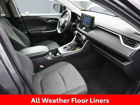 Used 2021 Toyota RAV4 XLE w/ Convenience Package AWD/4WD image 18