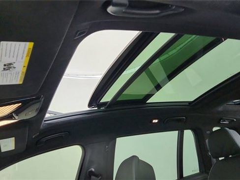 Used 2024 BMW X7 xDrive40i w/ M Sport Package image 59