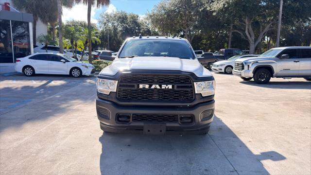 Used 2022 RAM 3500 Tradesman RWD image 13