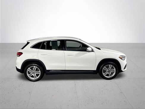 Used 2023 Mercedes-Benz GLA 250 4MATIC image 5