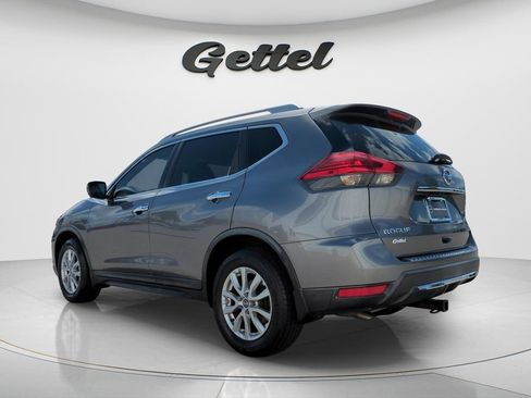Used 2017 Nissan Rogue SV FWD image 7