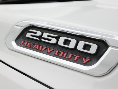 Used 2024 RAM 2500 Big Horn w/ Off Road Package AWD/4WD image 7