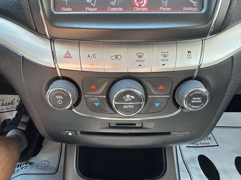 Used 2014 Dodge Journey SXT w/ Quick Order Package 22C FWD image 24