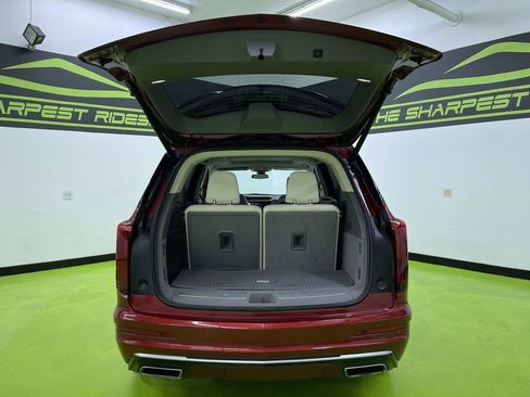Used 2024 Cadillac XT6 Premium Luxury w/ LPO, Floor Liner Package image 9