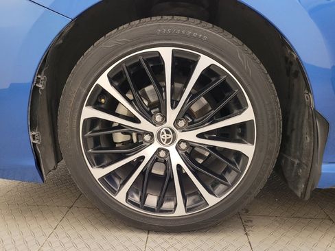 Used 2020 Toyota Camry SE image 31