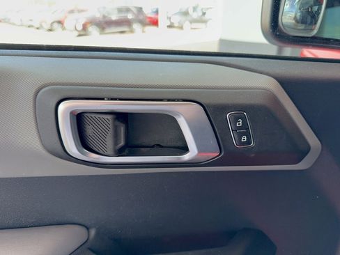 Certified 2023 Ford Bronco Big Bend w/ Sasquatch Package image 9