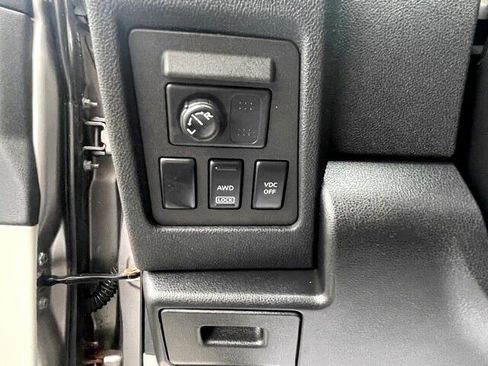 Used 2010 Nissan Rogue S w/ 360 Degree Value Pkg image 13